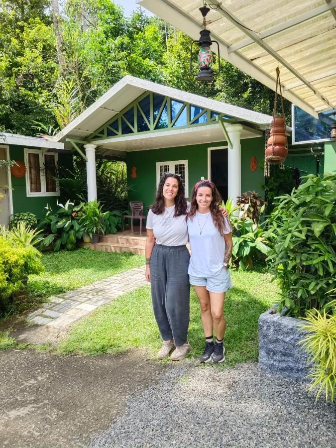 Fab Valley Homestay 蒙纳 外观 照片