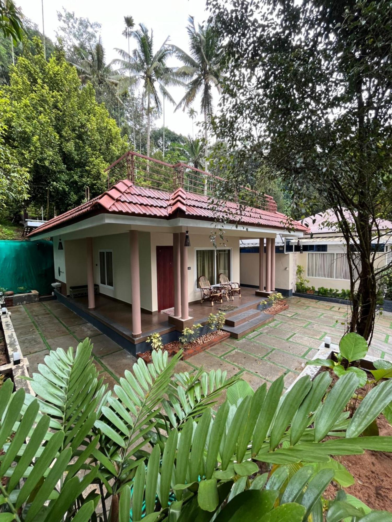 Fab Valley Homestay 蒙纳 外观 照片