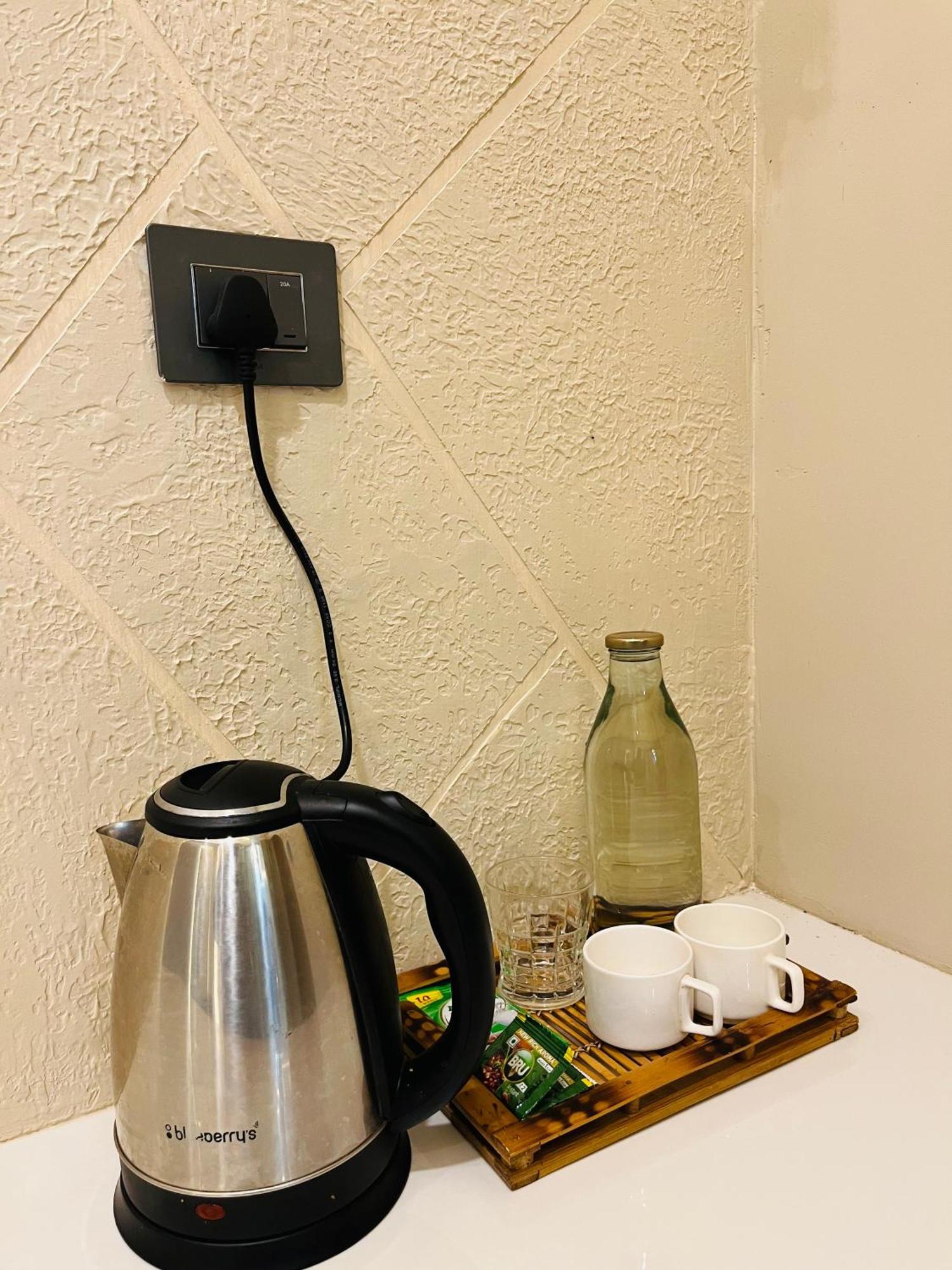 Fab Valley Homestay 蒙纳 客房 照片
