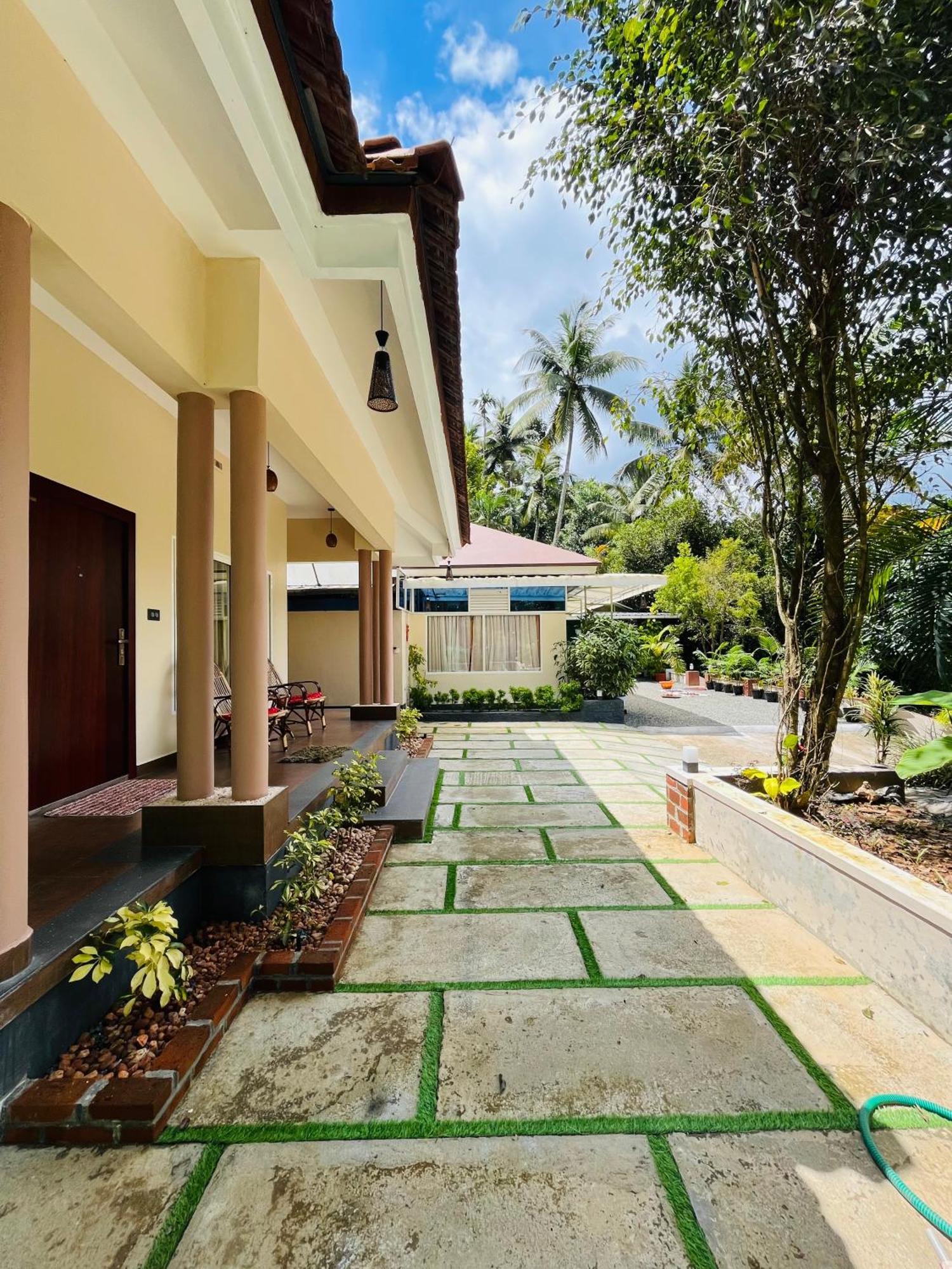 Fab Valley Homestay 蒙纳 外观 照片